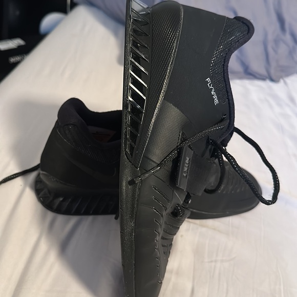 Nike lifting shoes. Men’s size 7.5. Wore only couple times. Great condition. - Picture 2 of 3